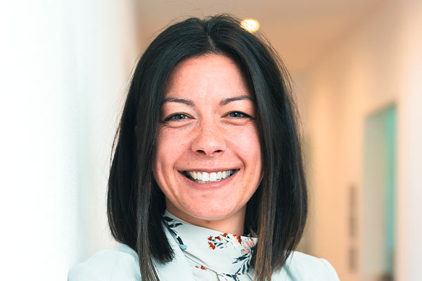 Portrait image of Kyra Hessler.